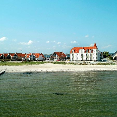 6 Person Holiday Home On A Holiday Park In Hejls Exterior foto